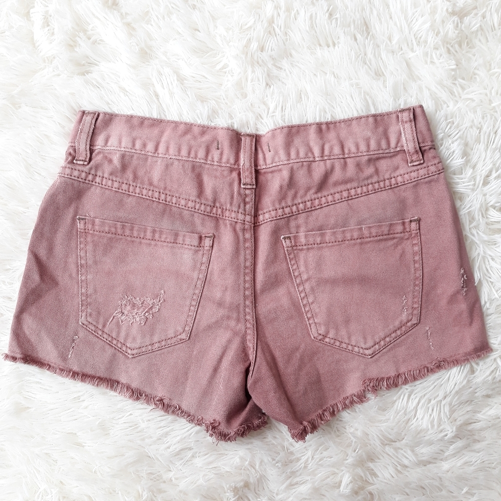 Free People Runaway Slouch Cut-Off Mauve Short - Picture 7 of 13